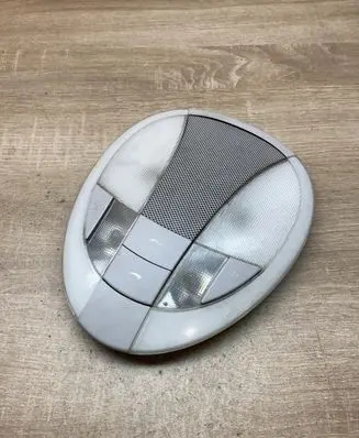 Mercedes-Benz E W211 Front seat light A2118207501 2JM00825743