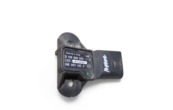 Volkswagen Touareg II Air pressure sensor 036906051G 0261230081