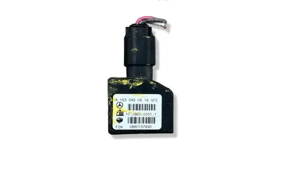 Mercedes-Benz ML W163 ESP (stability system) control unit A1635420618