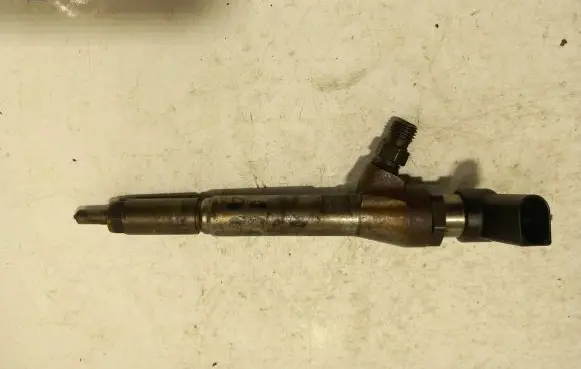 Renault Scenic II - Grand scenic II Fuel injector 8200380253 1660000Q1T 8200842205