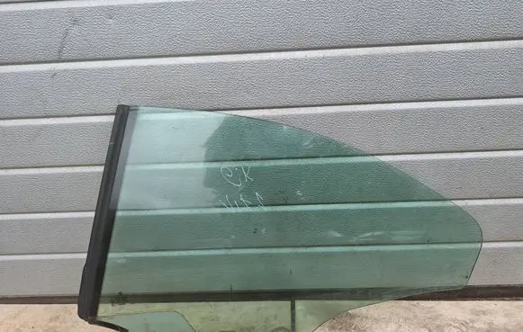 BMW 3 E92 E93 Rear side window 43R00022