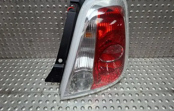 Fiat 500 Rear/tail lights S26282638