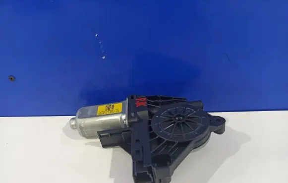Volvo S60 Front door window regulator motor 31253061 966268103