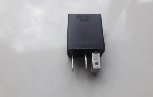 Fiat Croma Other relay B047E 46520411