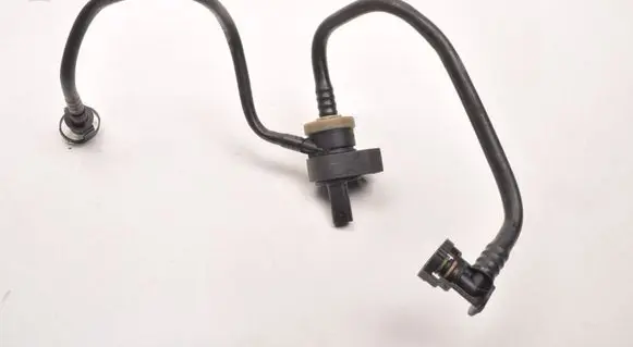 Mercedes-Benz A W177 Valve vacuum A0009979402