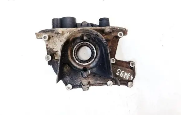 Opel Zafira B Oil pump 37018201