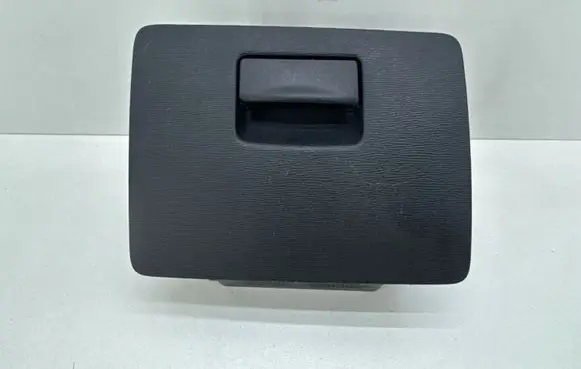 Toyota Avensis T270 Glove box 5545005010