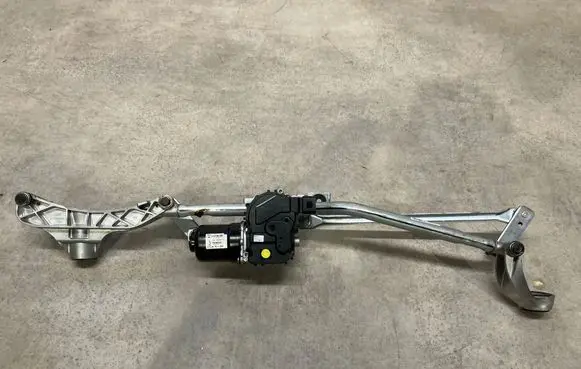 Mercedes-Benz GLE W167 Front wiper linkage A1678205803 A1679063300
