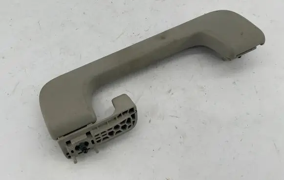 Audi Q7 4L Rear interior roof grab handle 8P0857608E