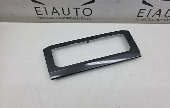 Volkswagen Tiguan Allspace Panel trim 5NM820073B 6002019959