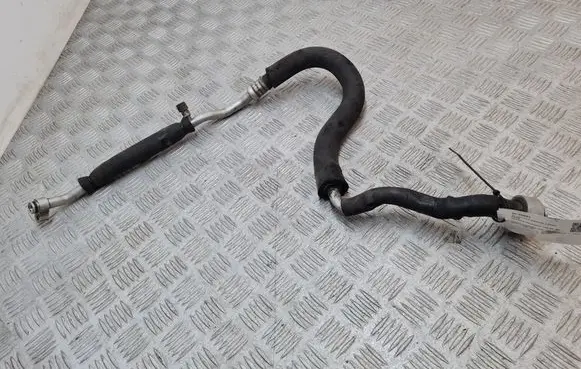 Land Rover Discovery 3 - LR3 Air intake hose/pipe 