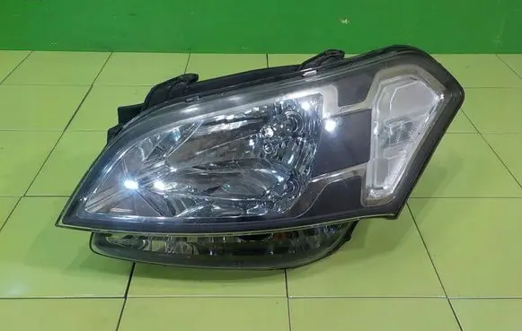 KIA Soul Headlight/headlamp 921012KXXX