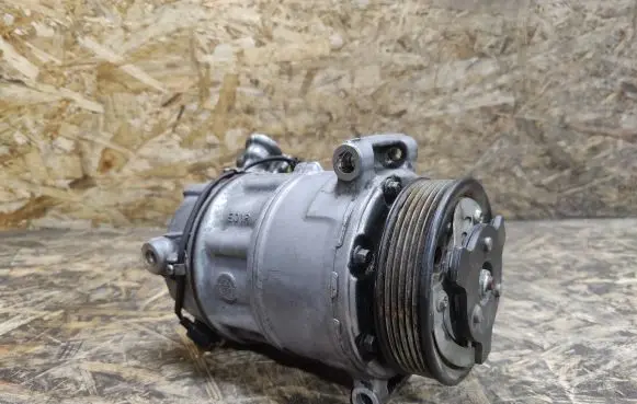 Jaguar XJL Air conditioning (A/C) compressor (pump) 8W8319D629AC