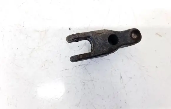 KIA Sorento Fuel Injector clamp holder