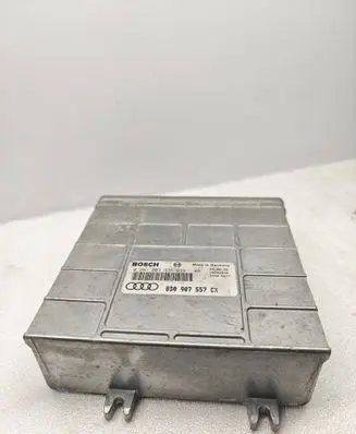 Audi A4 S4 B5 8D Engine control unit/module 8D0907557CX 203938939 26SA4046