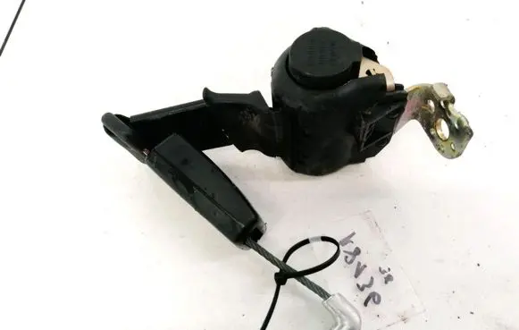 Audi A4 S4 B5 8D Middle seatbelt (rear) 191857737