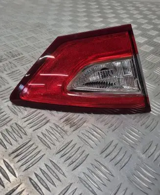 Ford Fusion II Tailgate rear/tail lights DS7313A603AF