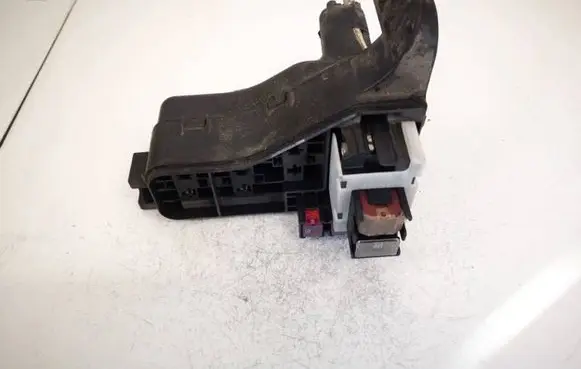 Toyota Avensis T250 Fuse box set
