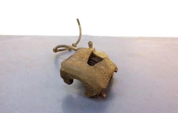 Volkswagen Polo Front brake caliper