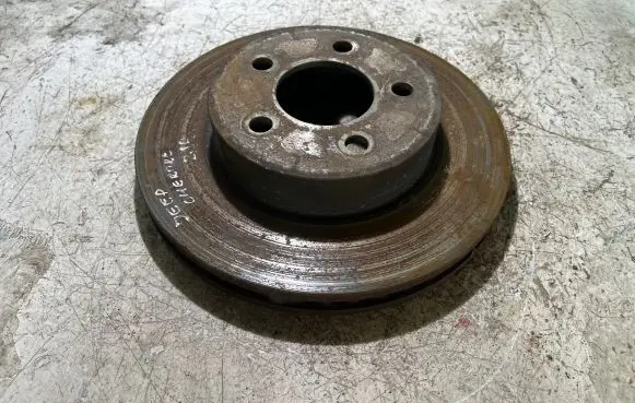 Jeep Cherokee Front brake disc