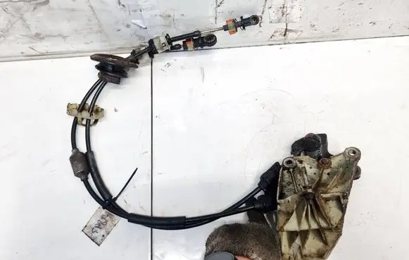 Citroen C3 Picasso Gear shift cable linkage 