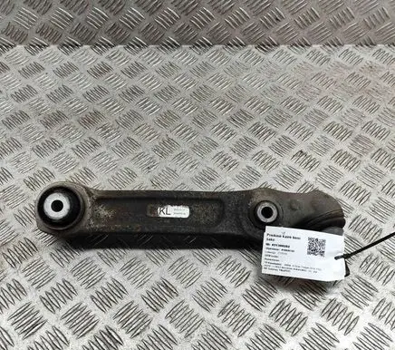 BMW 8 G14 Front lower control arm/wishbone 6886905