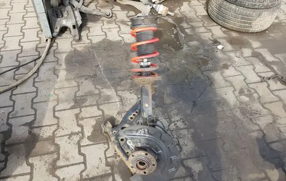 Skoda Octavia Mk3 (5E) Front wheel hub spindle knuckle VRSRS