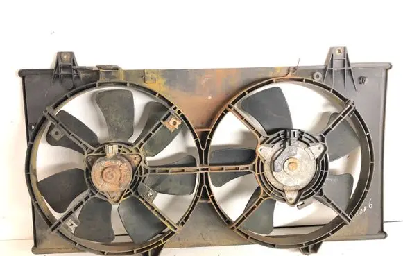 Mazda 6 Radiator cooling fan shroud