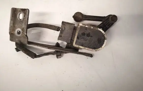 Mercedes-Benz A W176 Front height sensor lever A0045429918