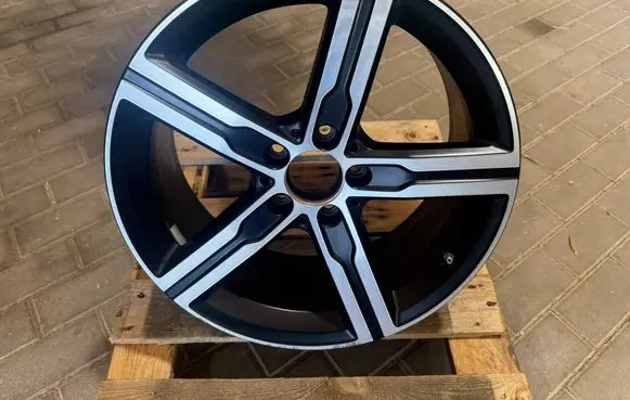 Mercedes-Benz A W177 R18 alloy rim A1774013200 75JX18H2N