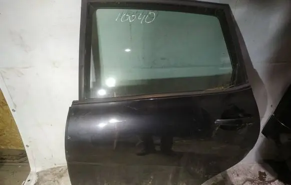 Seat Altea Rear door JUODOS