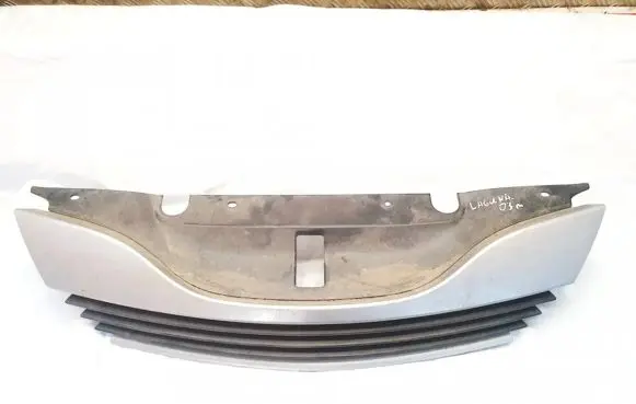 Renault Laguna II Front grill 42137