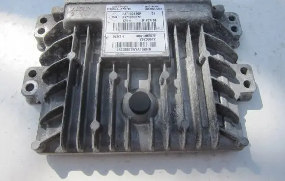 Renault Megane II Engine control unit/module 237100120R 237100627R
