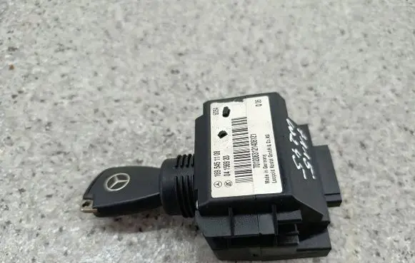 Mercedes-Benz B W245 Ignition lock 1695451108
