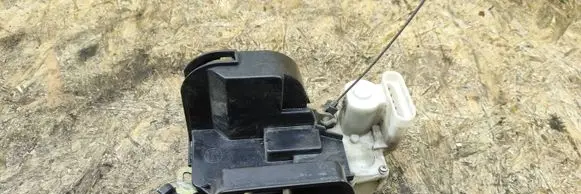 Front door lock
