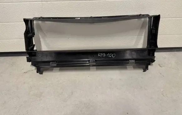 Volvo XC40 Intercooler air channel guide 32234000-KPD100 214844169 131060420