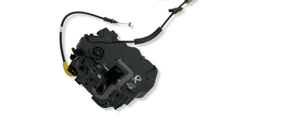 Citroen C4 III e-C4 Rear door lock 9832797380 47686