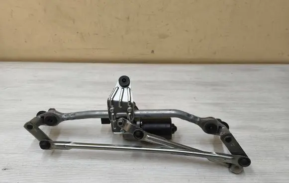 Front wiper linkage and motor