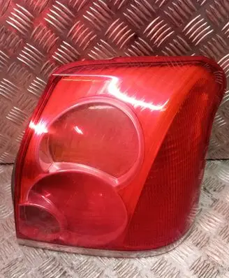 Toyota Avensis T250 Rear/tail lights