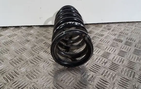 Mitsubishi Pajero Front coil spring MR510428