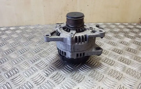 KIA Sportage Generator/alternator 373002A700 MS1042118840