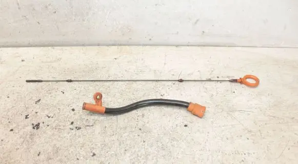 Audi A4 S4 B7 8E 8H Oil level dip stick 06F103663H 06D115611B