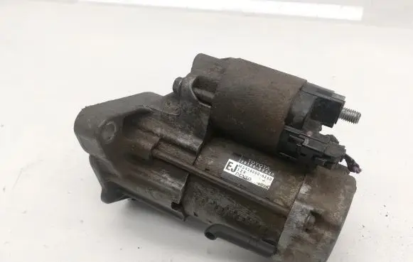 Toyota Yaris Starter motor 281000Y020
