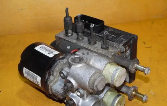 Volkswagen Sharan ABS Pump