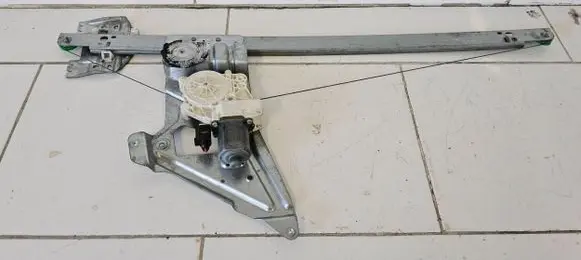 Mercedes-Benz Sprinter W906 Front door electric window regulator A9067200146 0007 ZGS012