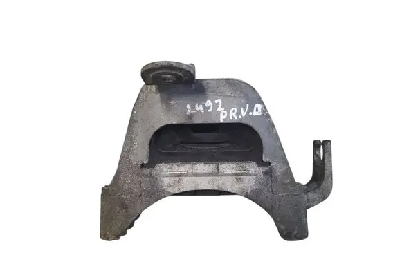Engine mount bracket