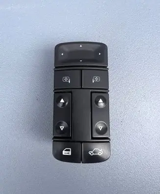 Opel Vectra C Electric window control switch 687833988