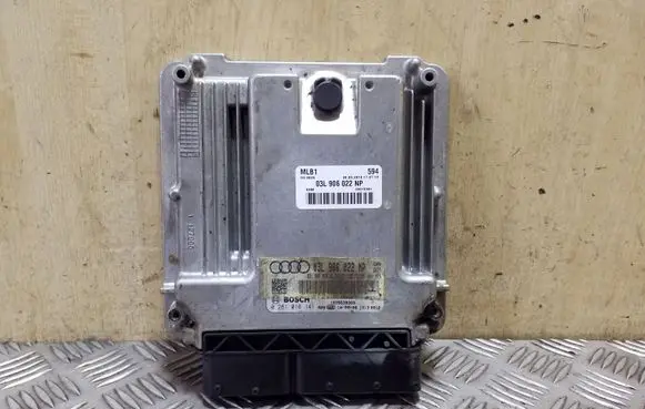 Audi A4 S4 B8 8K Engine control unit/module 03L906022NP 0281016141
