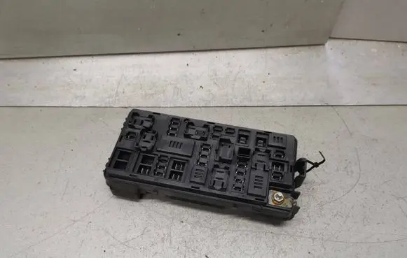 Chevrolet Spark Fuse module 95949015