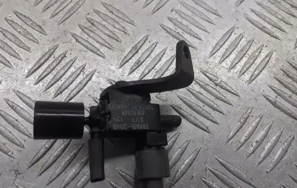 Honda Accord Vacuum valve 184600-3040